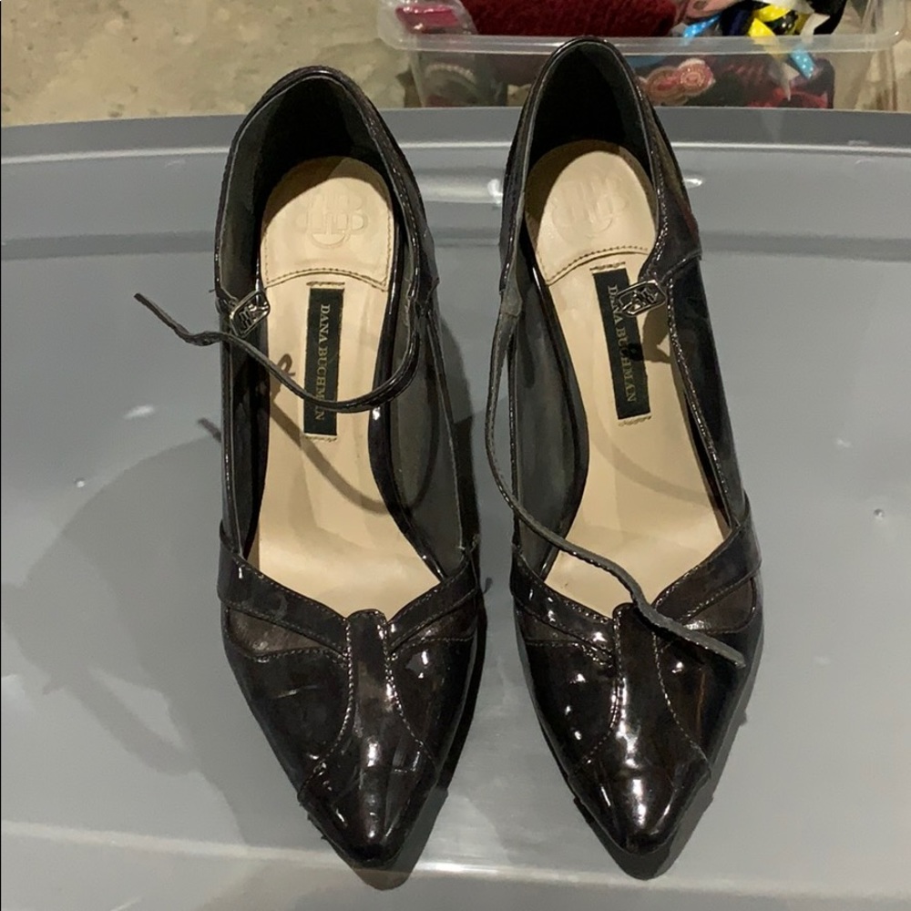 Dana Buchman heels